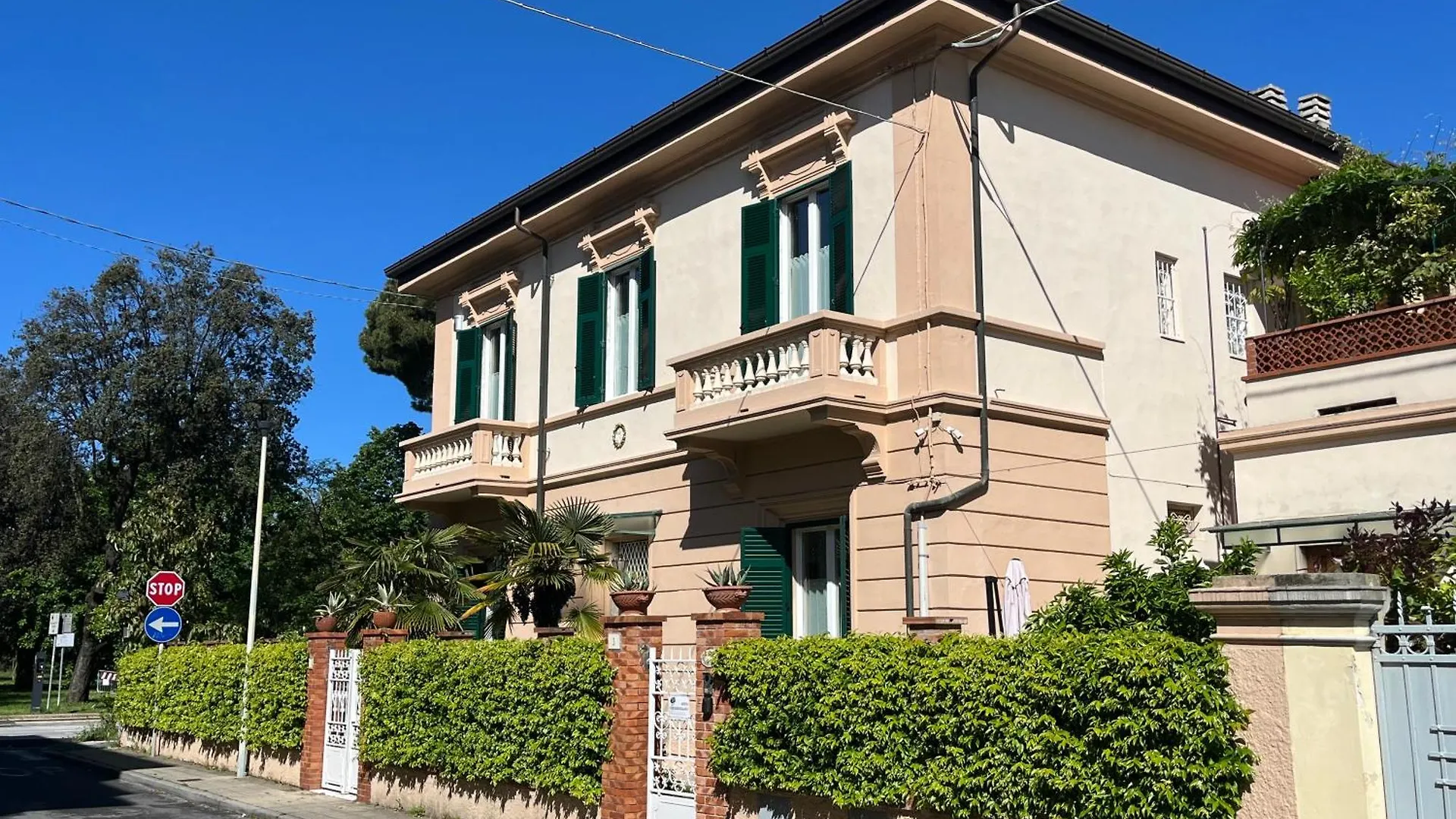 Bed and Breakfast Pura Vida Viareggio